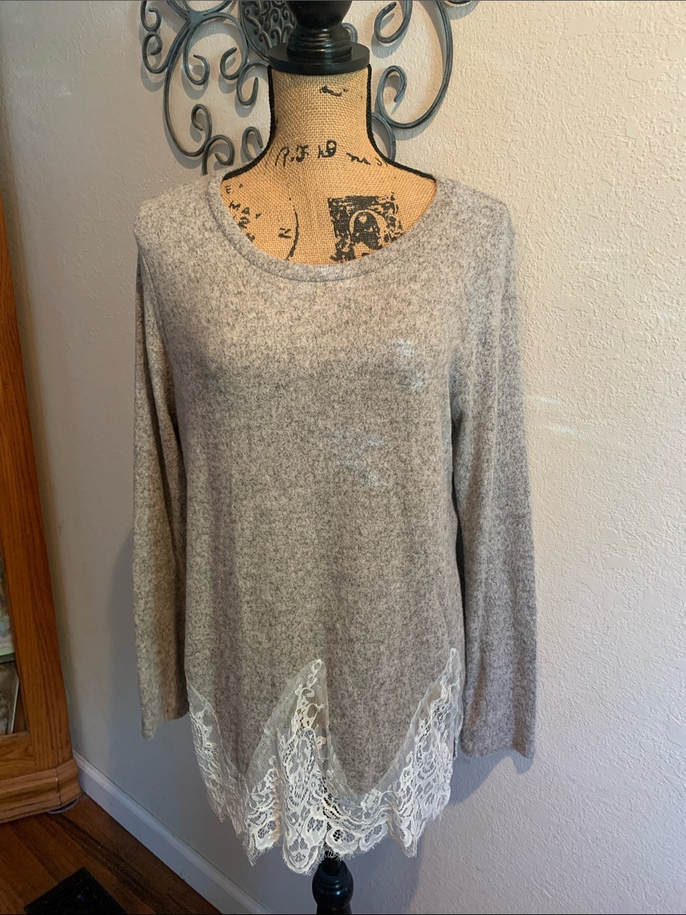 ADORA Taupe Long-Sleeve Tunic with Cream Lace Hem
